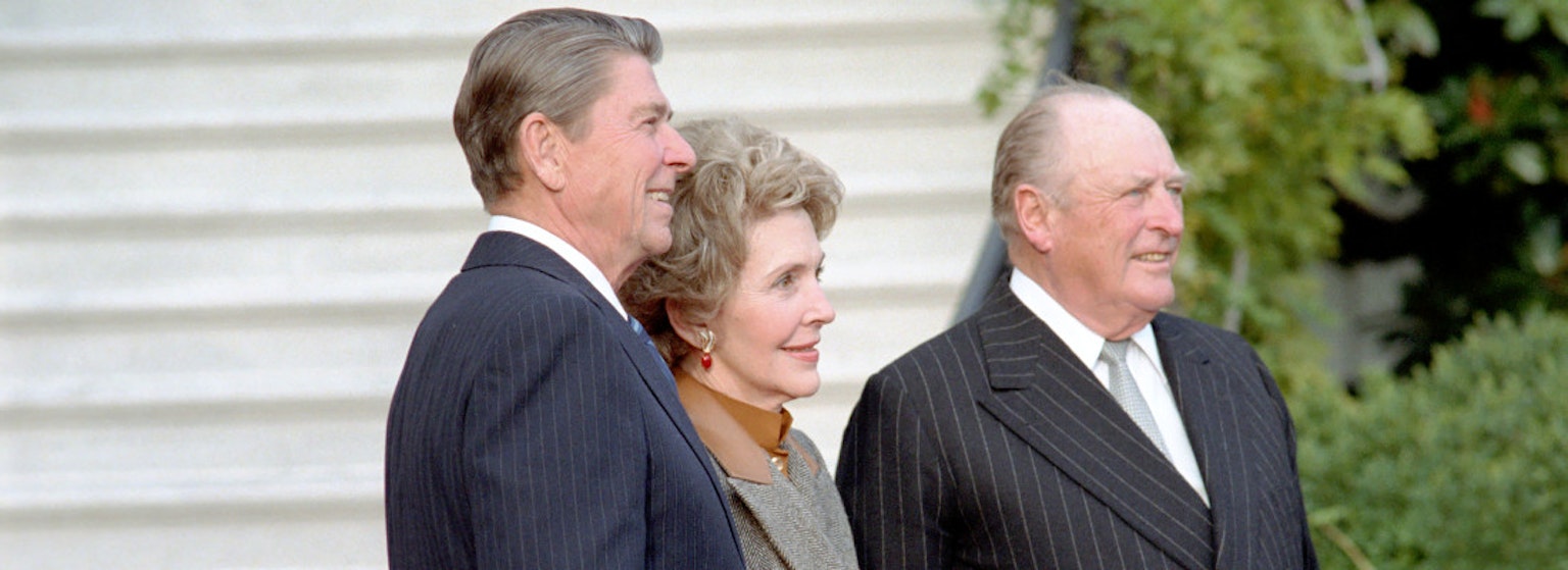 Ronald Reagan's white house diaries for the day of 10-18-1982