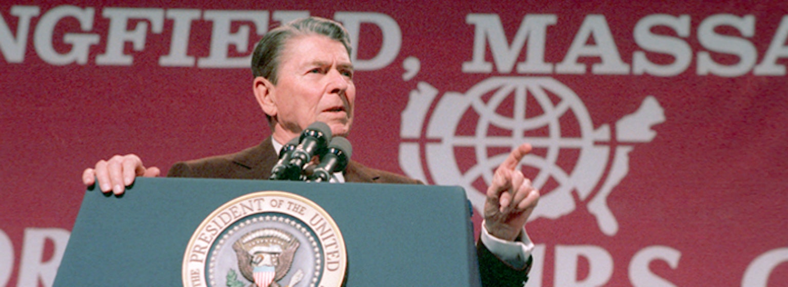 President Reagan's White House Diaries - 04-21-1988 Ronald Reagan's white house diaries for the day of 04-21-1988