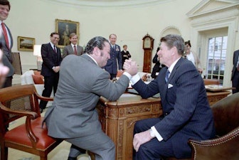 Reagan arm wrestling Reagan arm wrestling