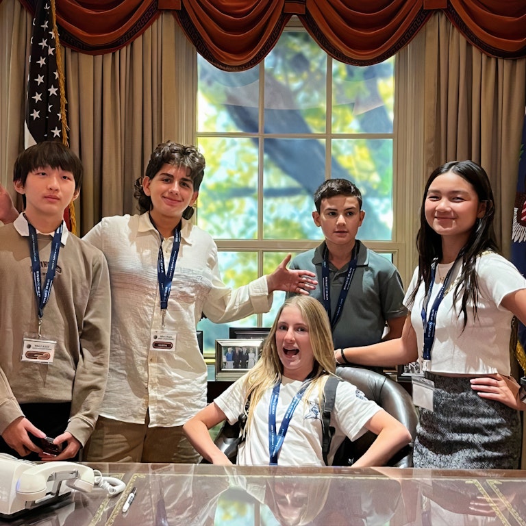 Students in Reagan Library Oval Office